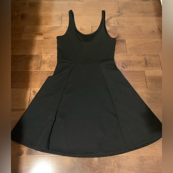 H&M black summer dress - Picture 2 of 2